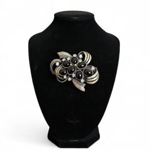 Vintage-Style Black Cabochon Rhinestone Brooch | Statement Pin
